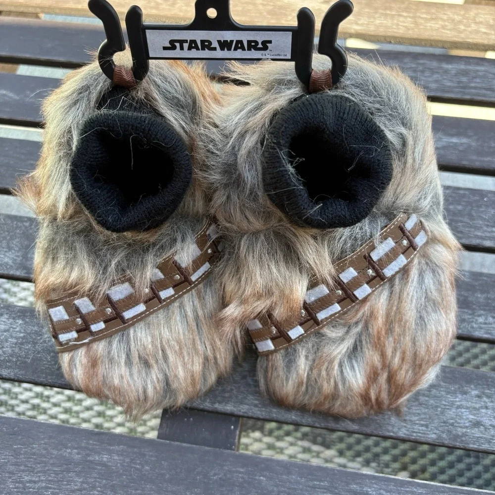 NWT Disney Star Wars Slippers Chewbacca  TODDLER / KIDS Brown Faux Fur Sz M 7-8